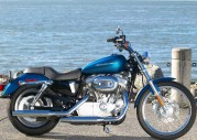 Harley-Davidson XL 883 C Sportster 883 Custom Harley-Davidson XL 883 C Sportster 883 Custom
